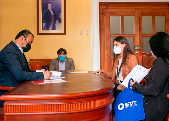 GAD MUNICIPAL SUSCRIBIÓ PLAN DE REMEDIACIÓN CON LA SOT