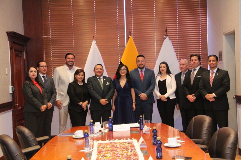 FTCS entregó proyecto de ley contra la corrupción a la Asamblea Nacional